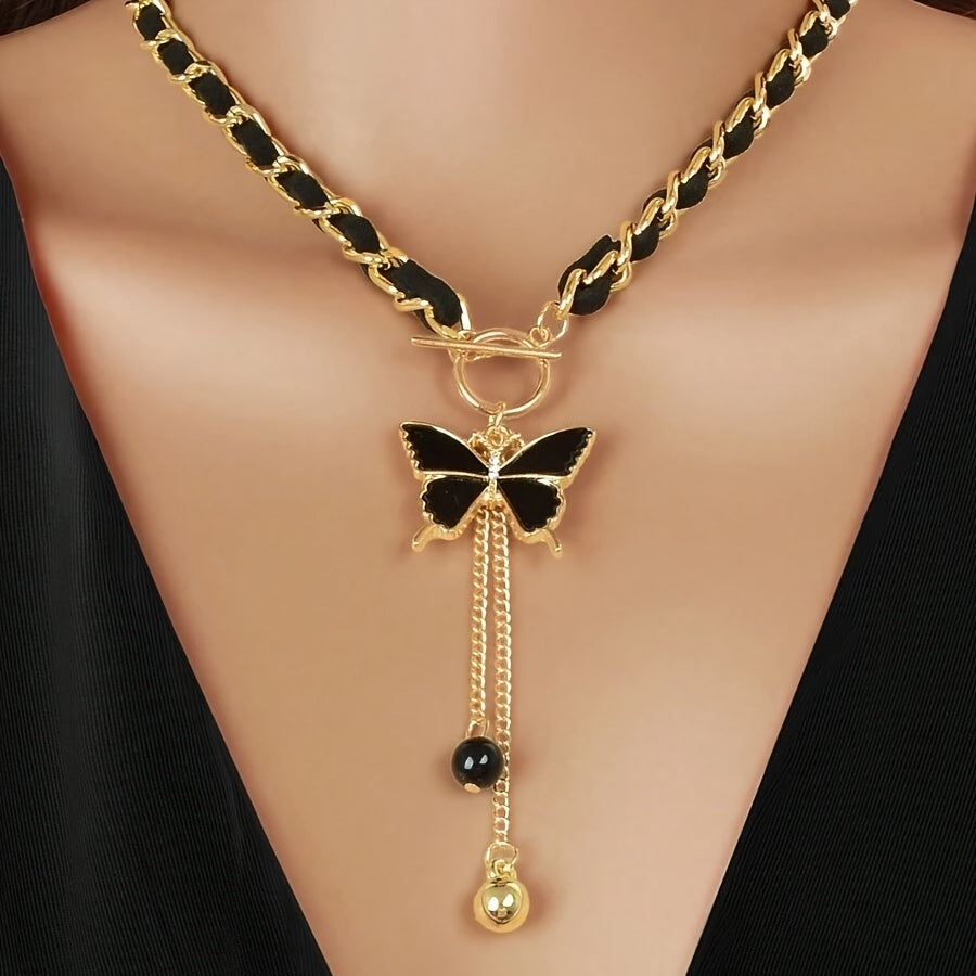Black Velvet Twisted Mother-of- Heart Necklace for Women, Minimalist Collarbone Chain with Tassel Pendant